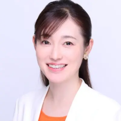 笑う女性