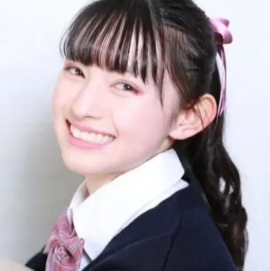 笑顔の女性